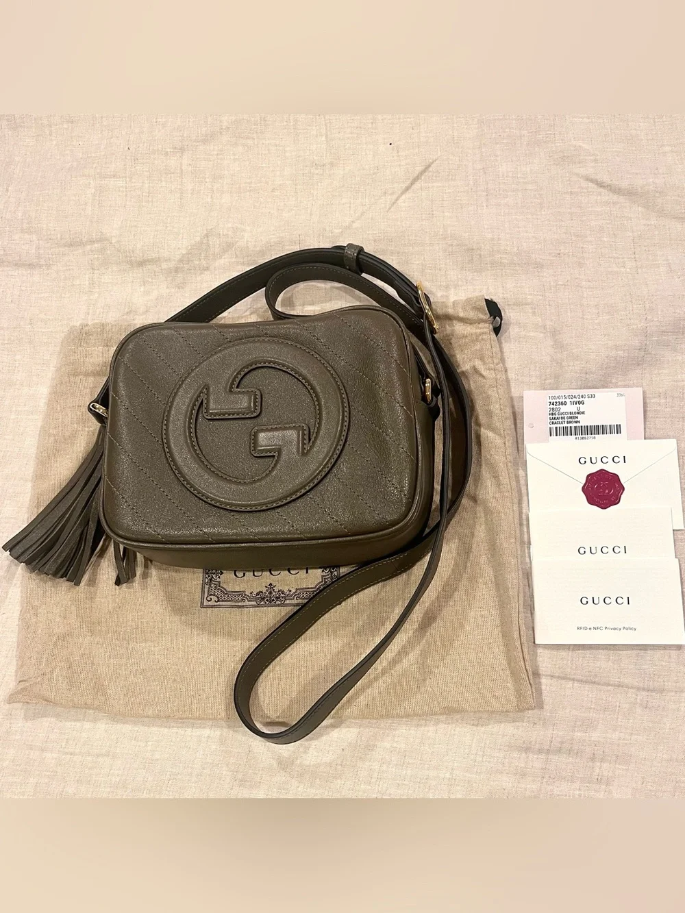 Gucci $2300 Blondie Quilted Crossbody Camera Bag 742360